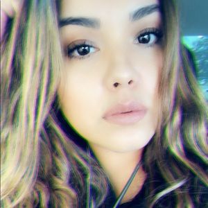 Meet your Posher, Janet